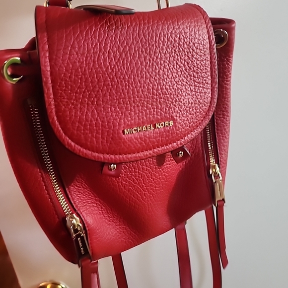Michael Kors Viv Convertible Backpack - Picture 9 of 14